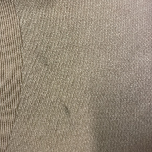 Under Where? - Zip Up Cami Sz M Color Nude NWT Slim & Sleek Silhouette - Picture 3 of 6